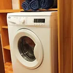 Triple King Size Balcony Apartment Prag